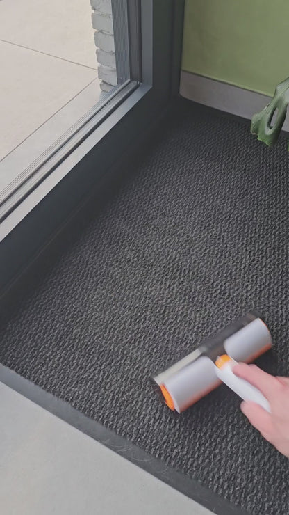 Verwijder dierenharen in seconden – zonder plakrollers